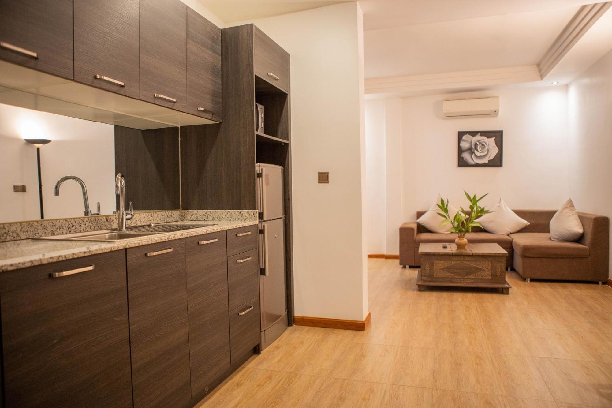 La Rose Suites Πνομ Πενχ Εξωτερικό φωτογραφία