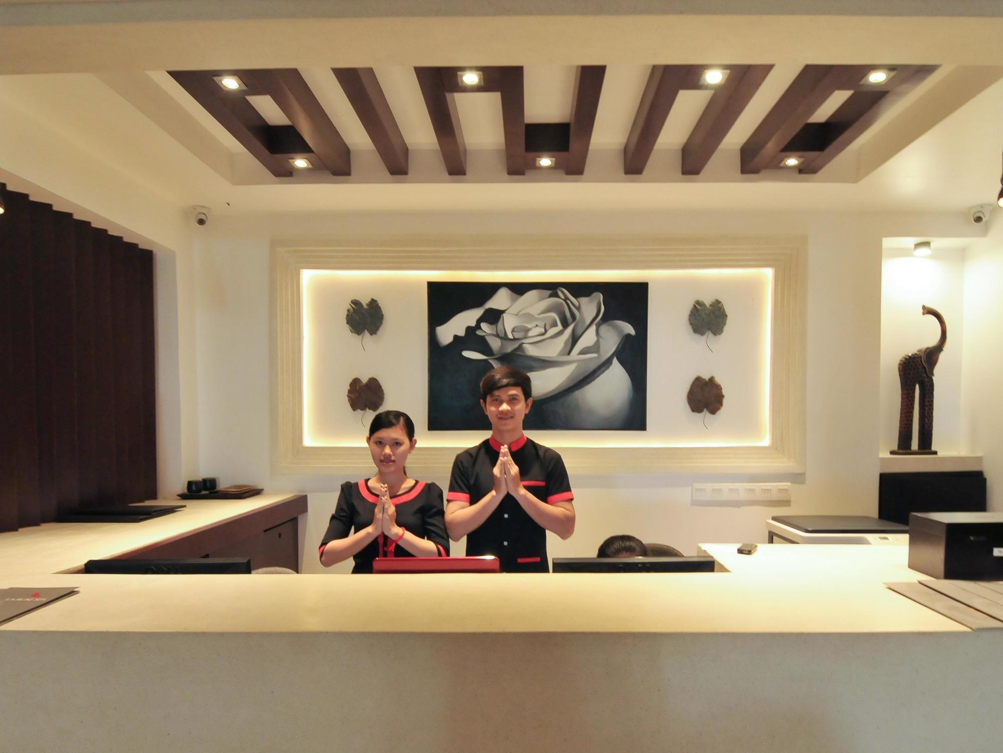 La Rose Suites Πνομ Πενχ Εξωτερικό φωτογραφία
